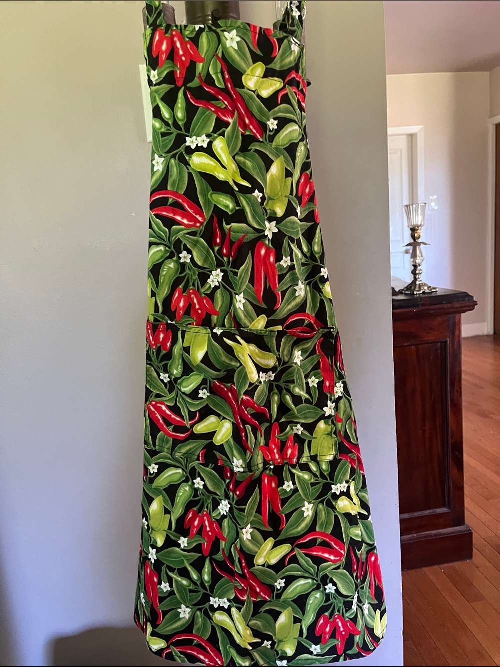 Black Chili Pepper Print BBQ Apron with Green and Red Accents